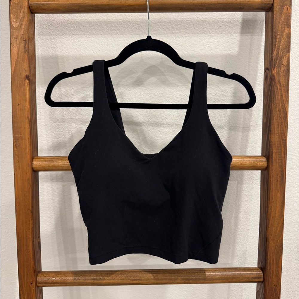 Lululemon Black Women's V‑Neck Crop Top
